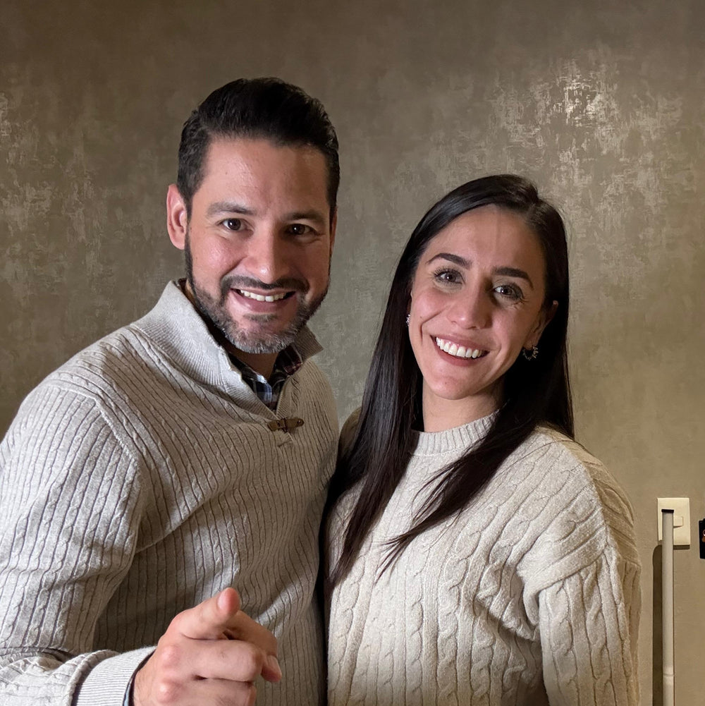 MEMO Y ANA KAREN